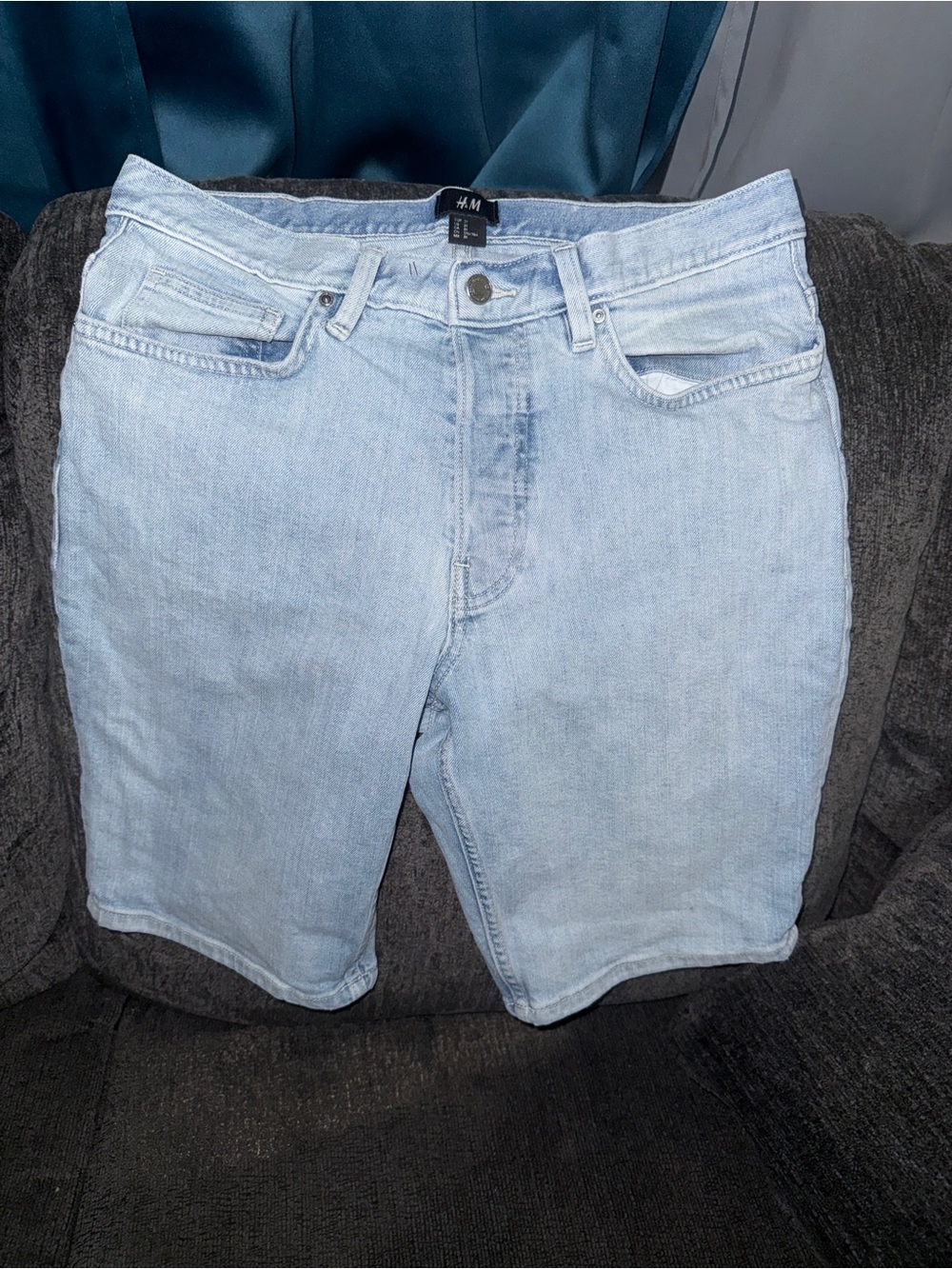H&M Light Blue Denim Men’s Shorts size 31